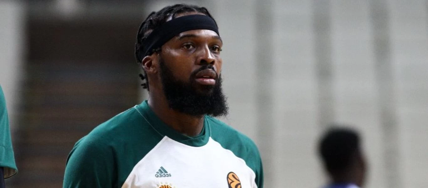 Τραυματίστηκε ο Σ.Μακ - Διάστρεμμα σύμφωνα με τις πρώτες εκτιμήσεις